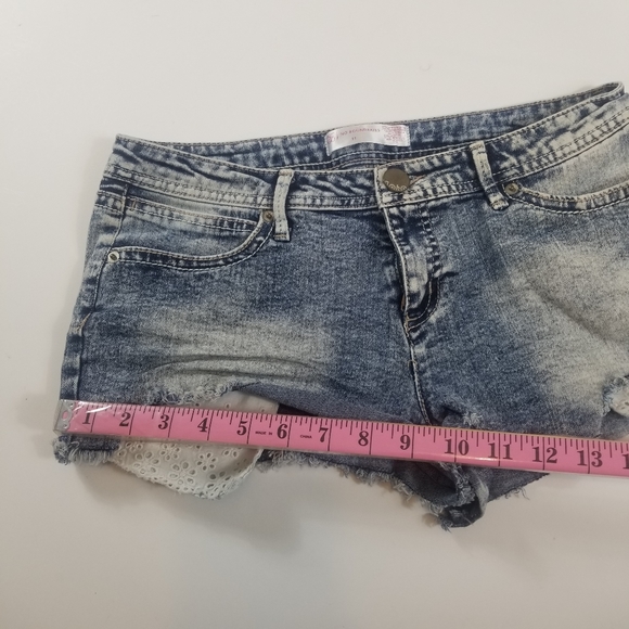 No Boundaries Shorts No Boundaries Size 1 Poshmark